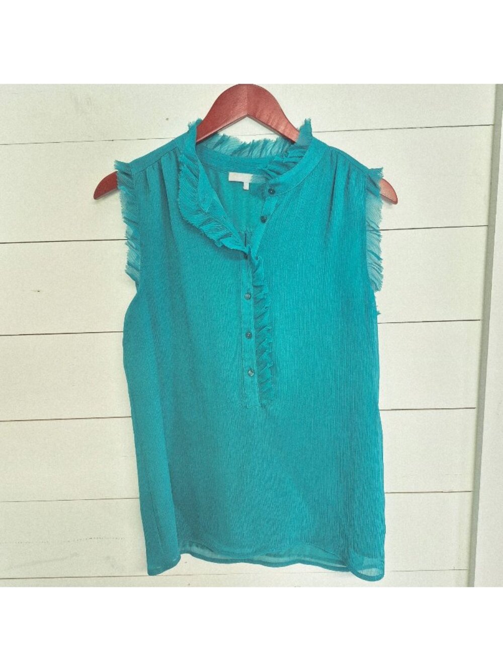 Violet & Claire Women's Sleeveless Teal Ruffle Blouse Size S
